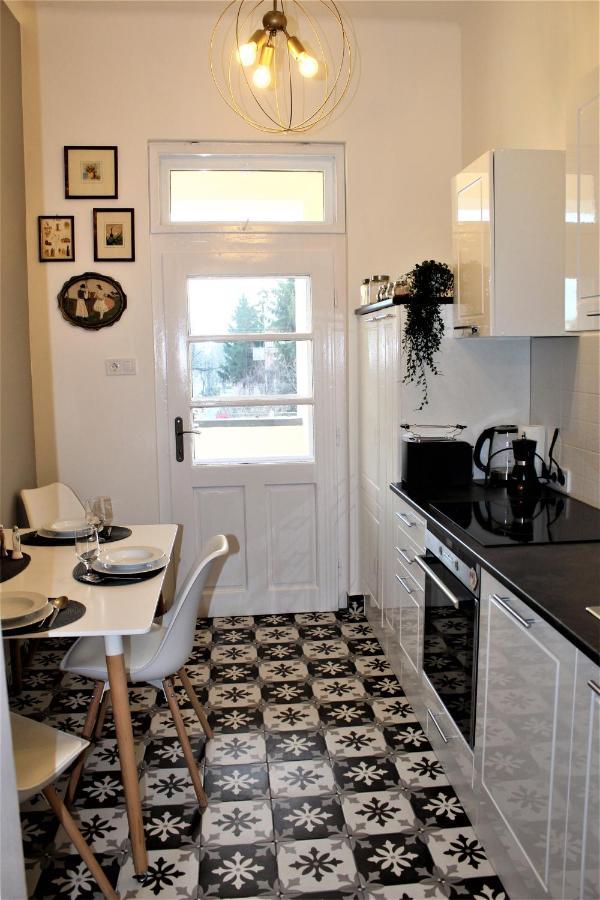 Csilla Home Apartman Miskolc Exterior foto
